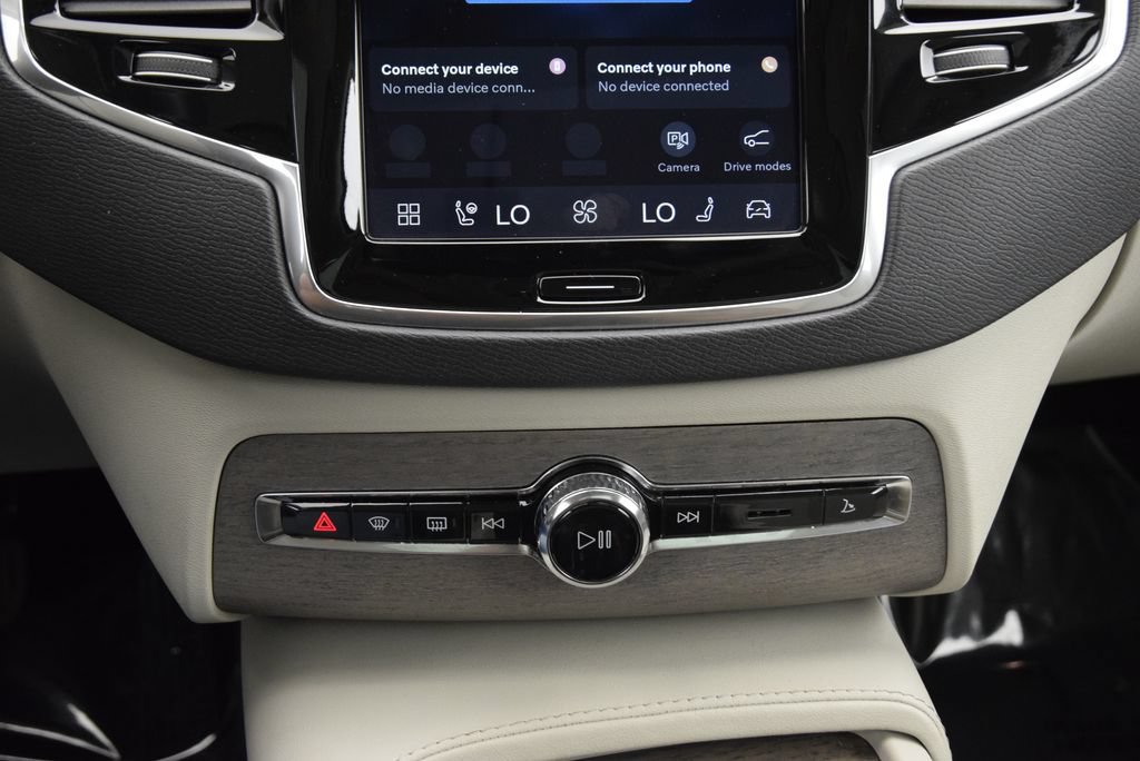 Used 2023 Volvo XC90 B5 Plus w/ Protection Package Premier AWD/4WD image 31