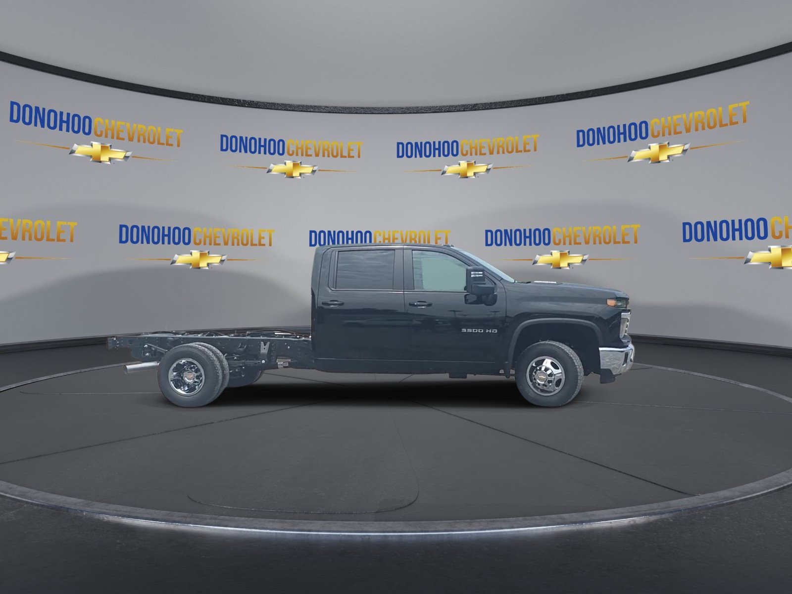 New 2026 Chevrolet Silverado 3500 LT w/ Convenience Package AWD/4WD image 6