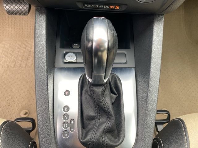 Used 2012 Volkswagen Jetta SEL image 15
