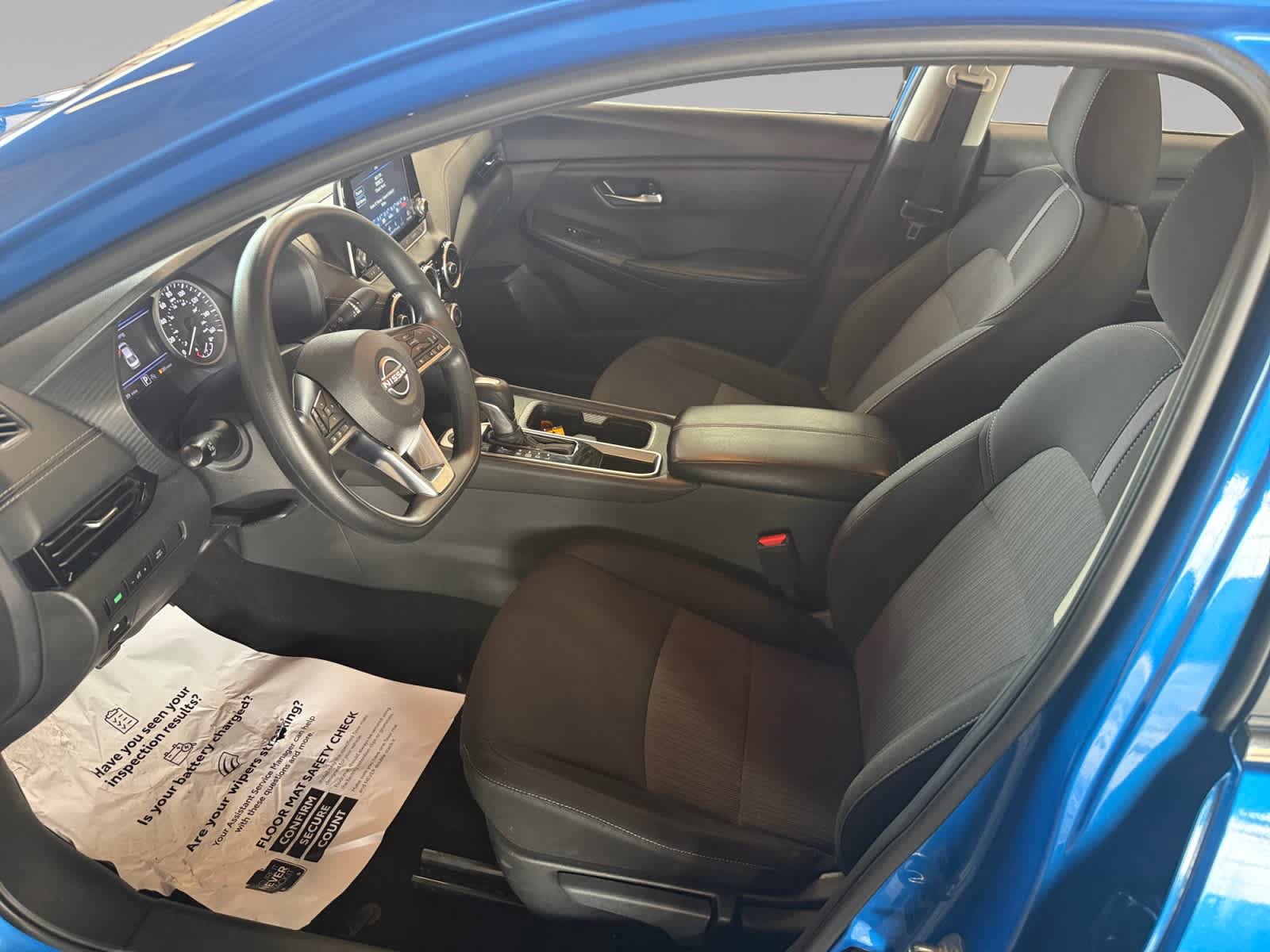 Used 2025 Nissan Sentra SV FWD image 11