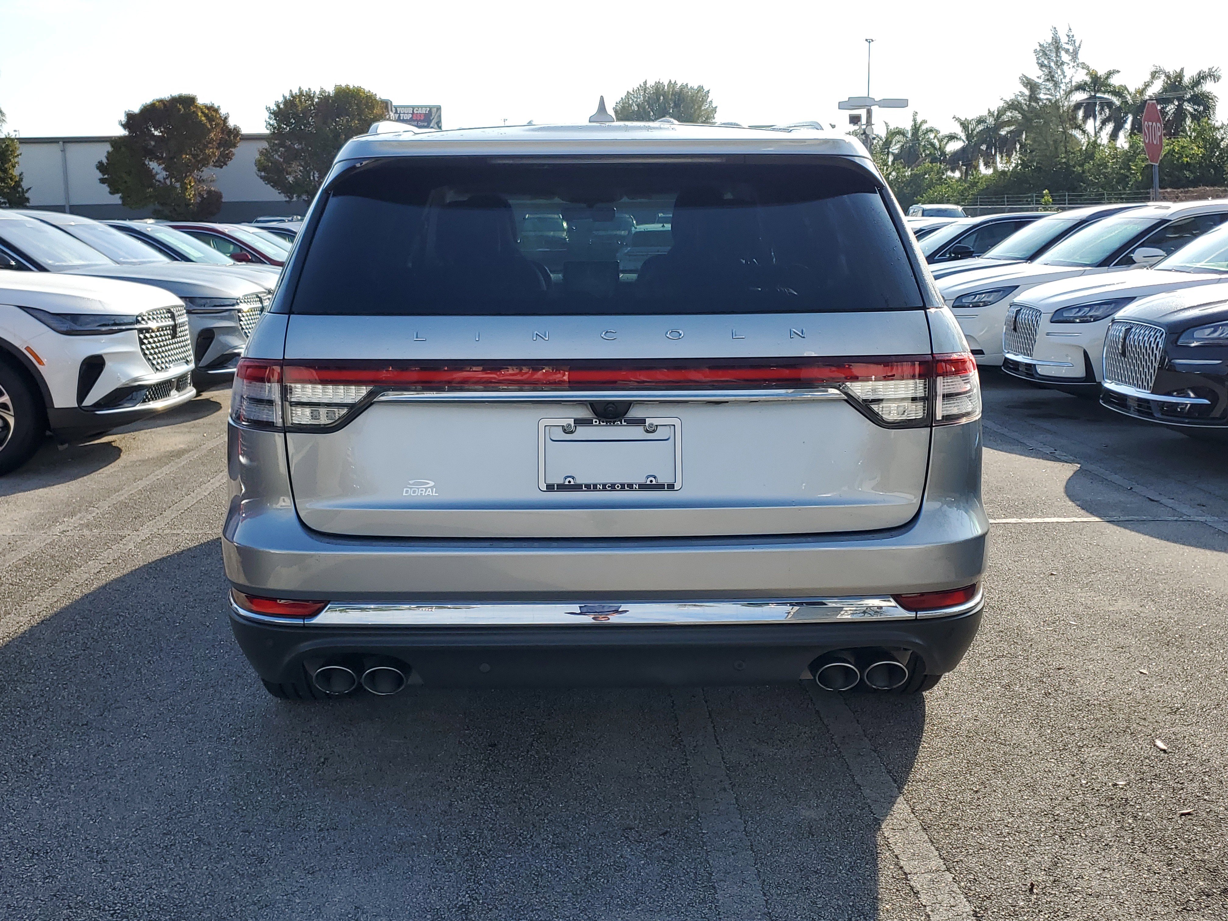 Certified 2020 Lincoln Aviator Reserve w/ Equipment Group 201A image 5