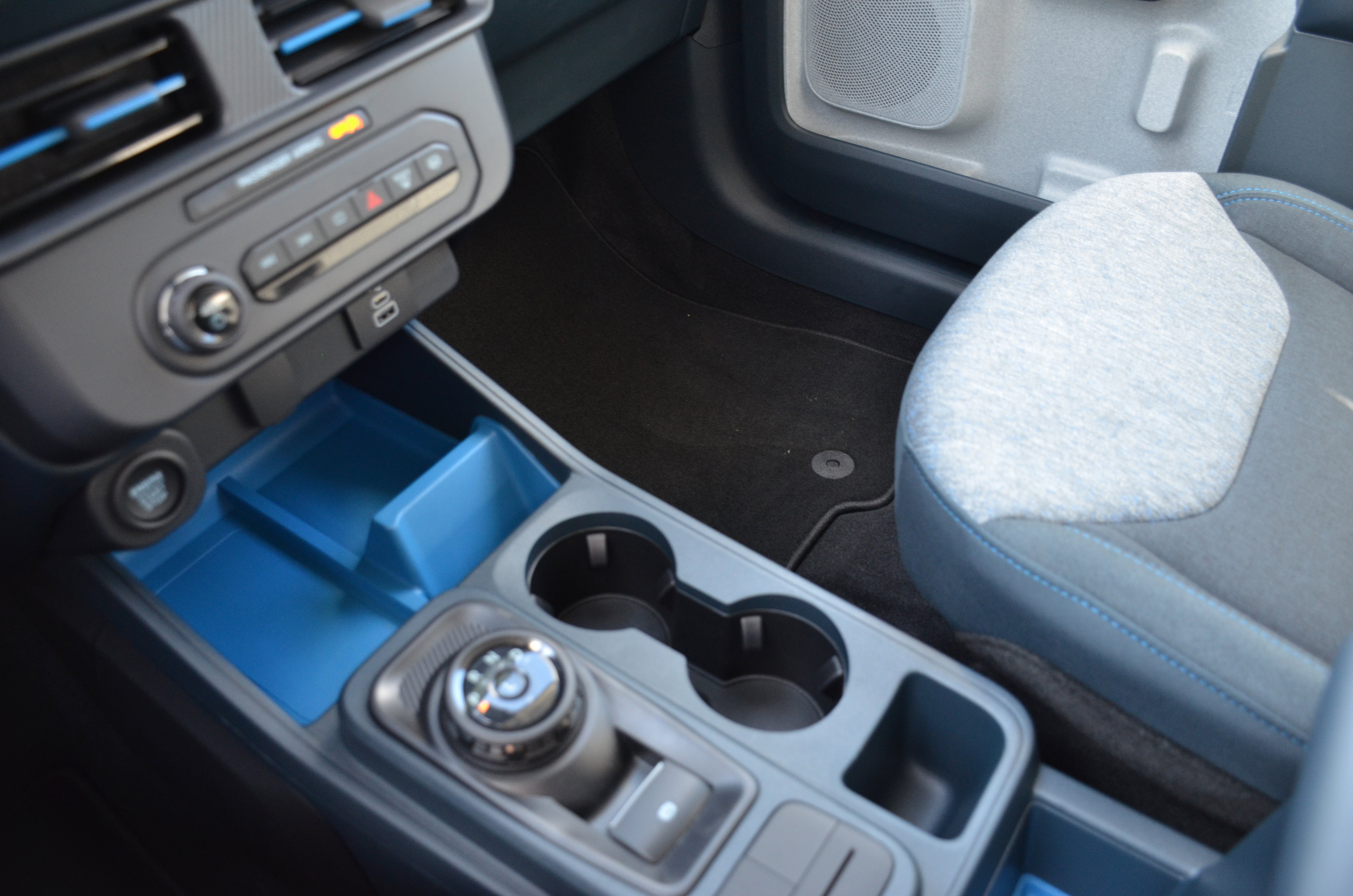 New 2025 Ford Maverick XLT w/ Equipment Group 301A image 13