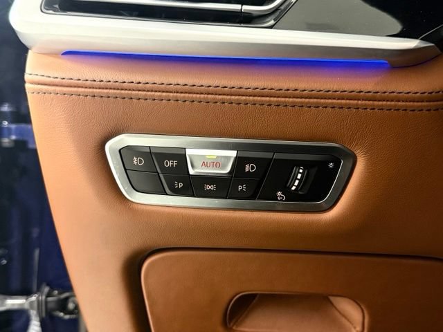 Used 2022 BMW ALPINA XB7 AWD/4WD image 31