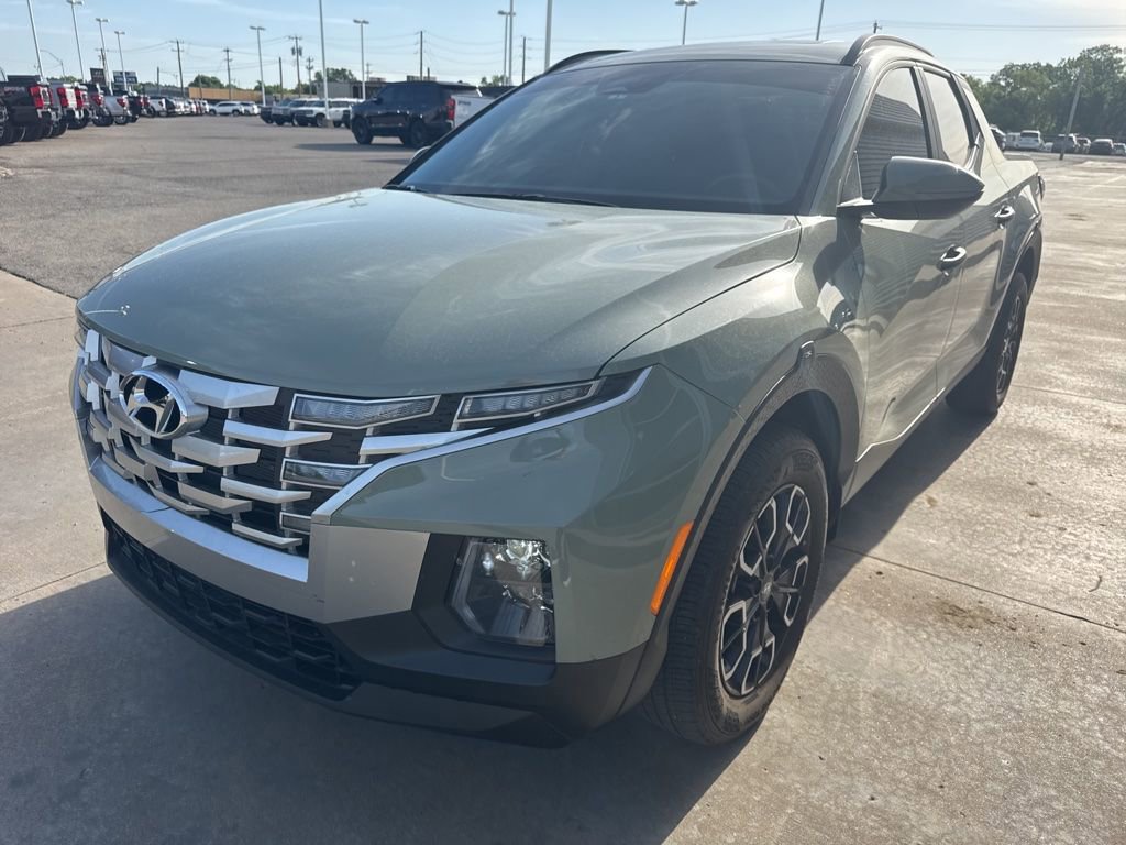 Used 2024 Hyundai Santa Cruz SEL w/ Activity Package FWD image 9