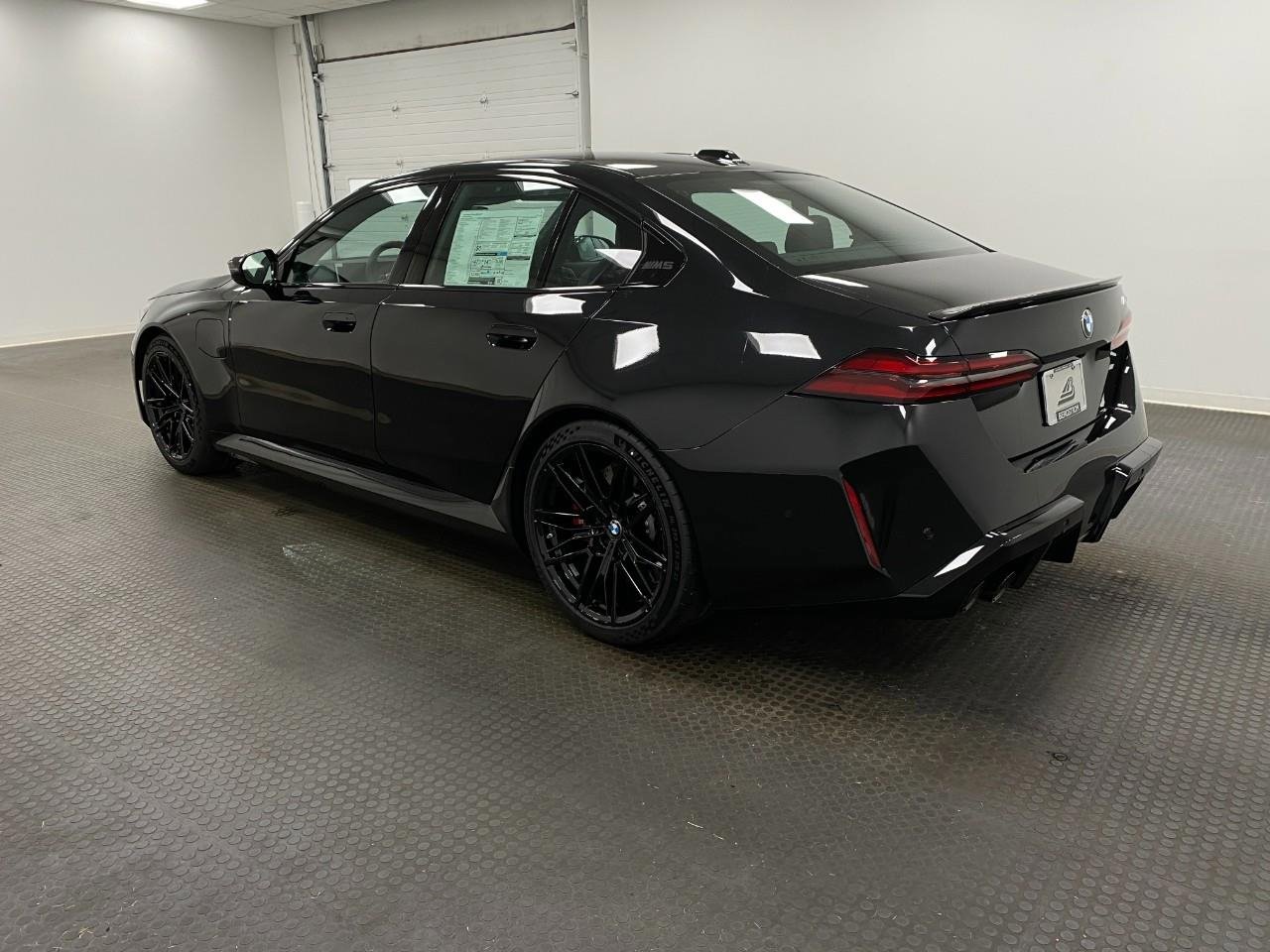 New 2026 BMW M5 w/ Carbon Package image 7