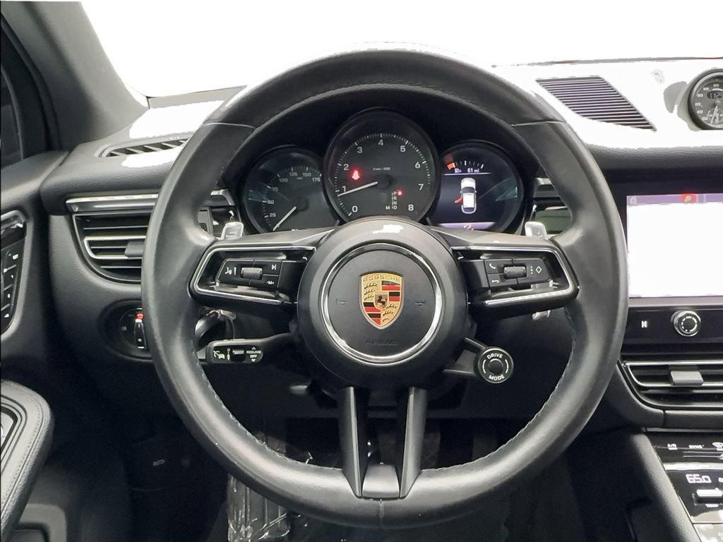 Used 2023 Porsche Macan w/ Sport Chrono Package image 40