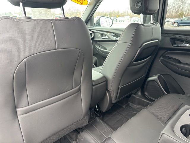 Used 2023 Chevrolet TrailBlazer RS w/ Sun and Liftgate Package image 23