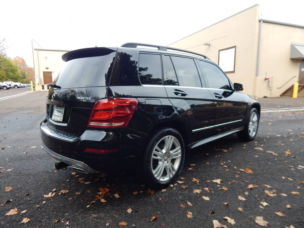 Used 2014 Mercedes-Benz GLK 250 BlueTEC 4MATIC image 5