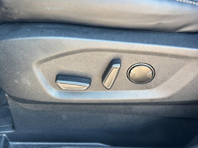 Used 2024 Ford Edge SEL w/ Convenience Package AWD/4WD image 16