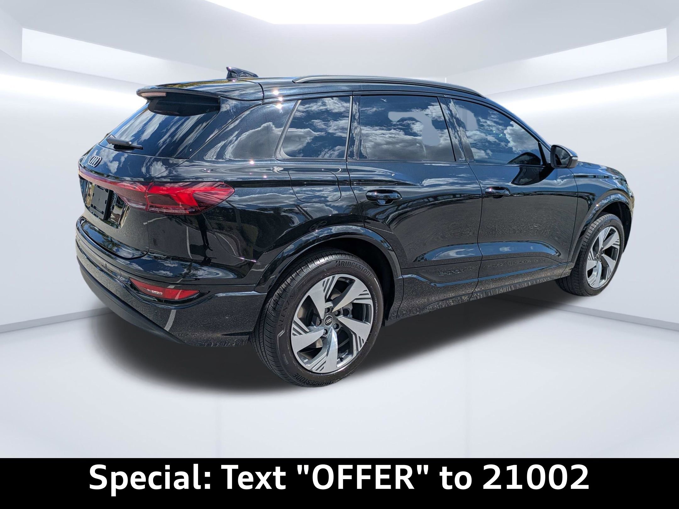 Certified 2025 Audi Q6 e-tron Premium Plus w/ Premium Plus AWD/4WD image 2