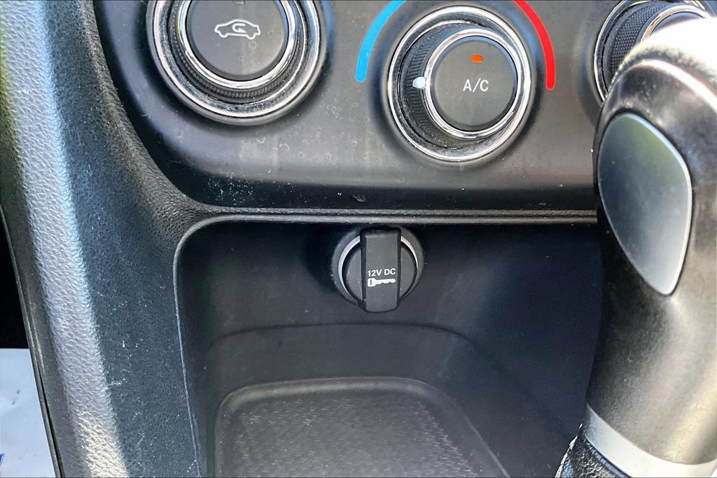 Used 2015 Dodge Dart SXT FWD image 32