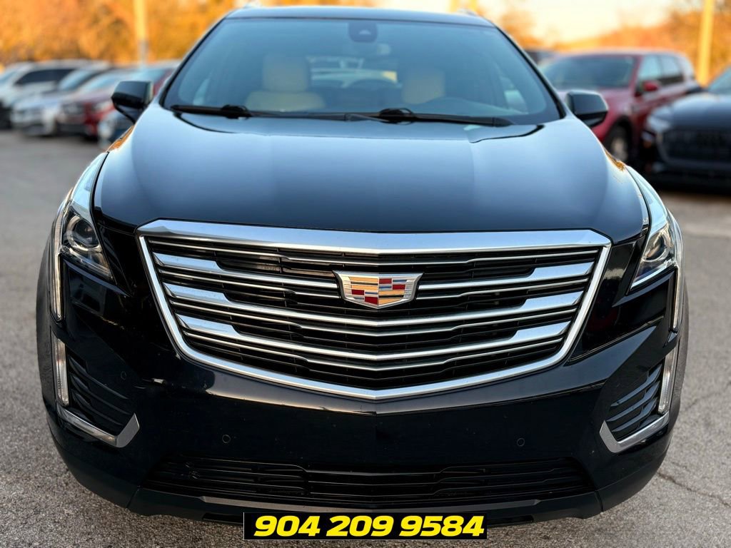 Used 2017 Cadillac XT5 Luxury w/ Driver Awareness Package FWD image 11