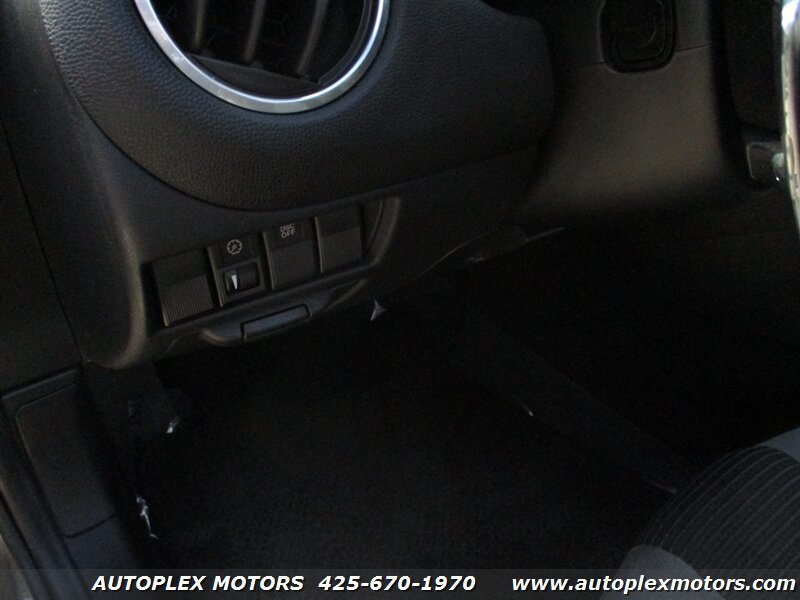 Used 2006 MAZDA RX-8 w/ Touring Pkg RWD image 22