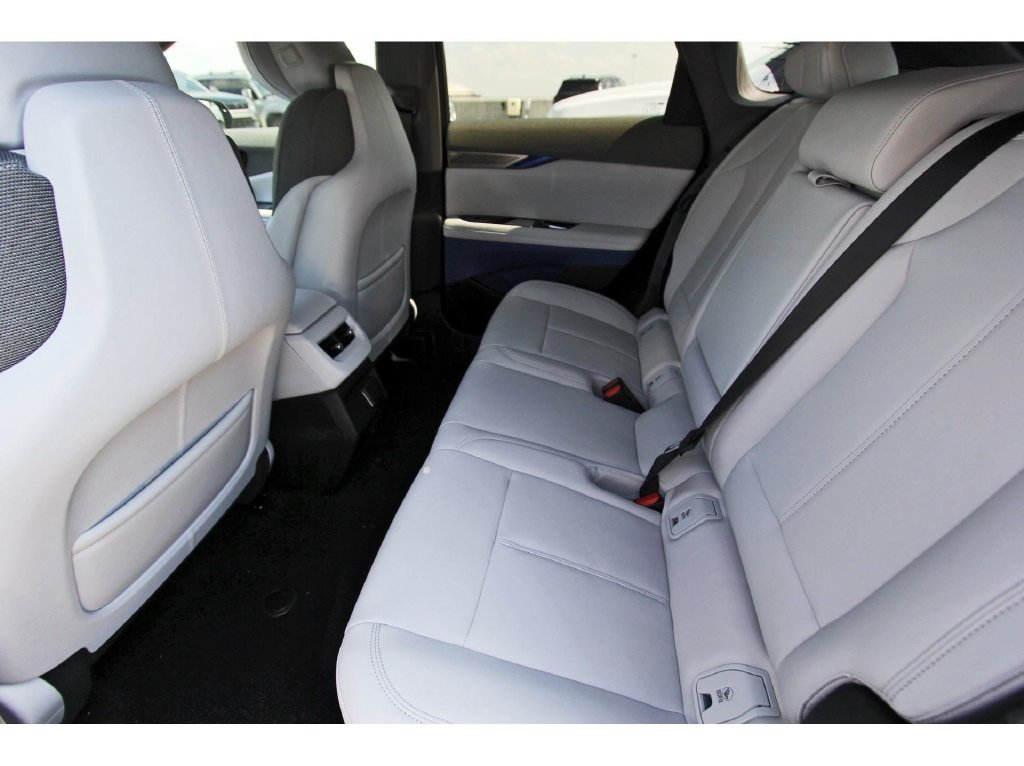 New 2027 Cadillac Optiq Luxury RWD image 7