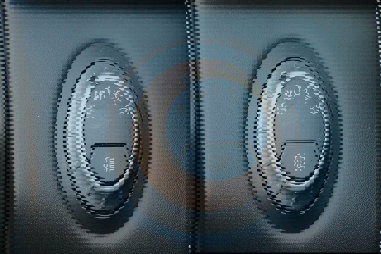 Used 2014 Ferrari California image 34