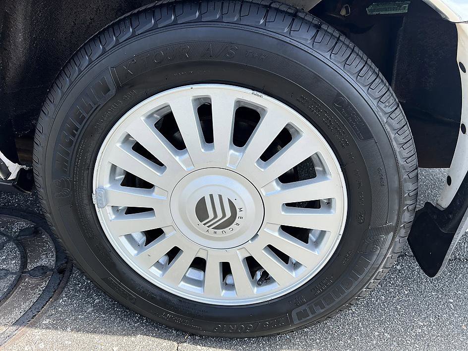 Used 2007 Mercury Grand Marquis LS image 10