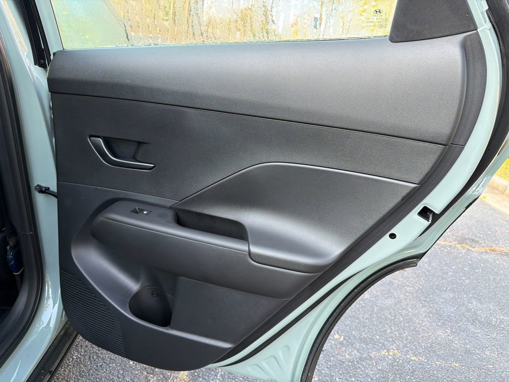 New 2026 Hyundai Kona SE image 16