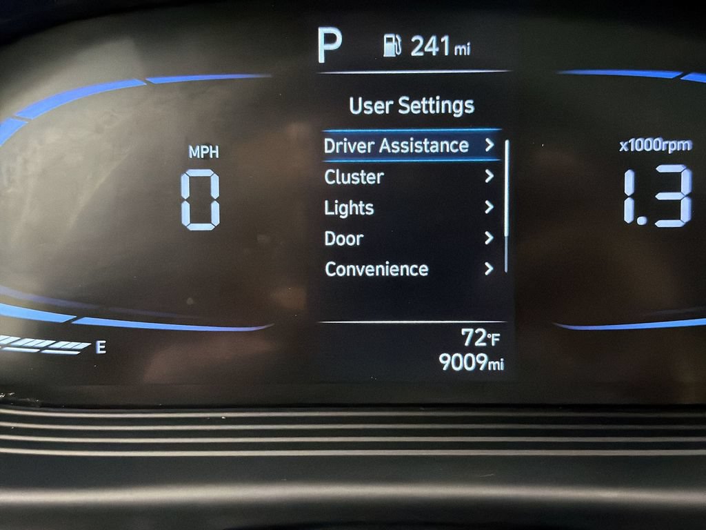 Used 2026 Hyundai Venue SEL FWD image 25