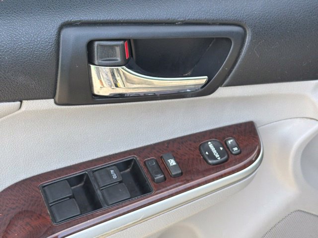 Used 2012 Toyota Camry XLE FWD image 13