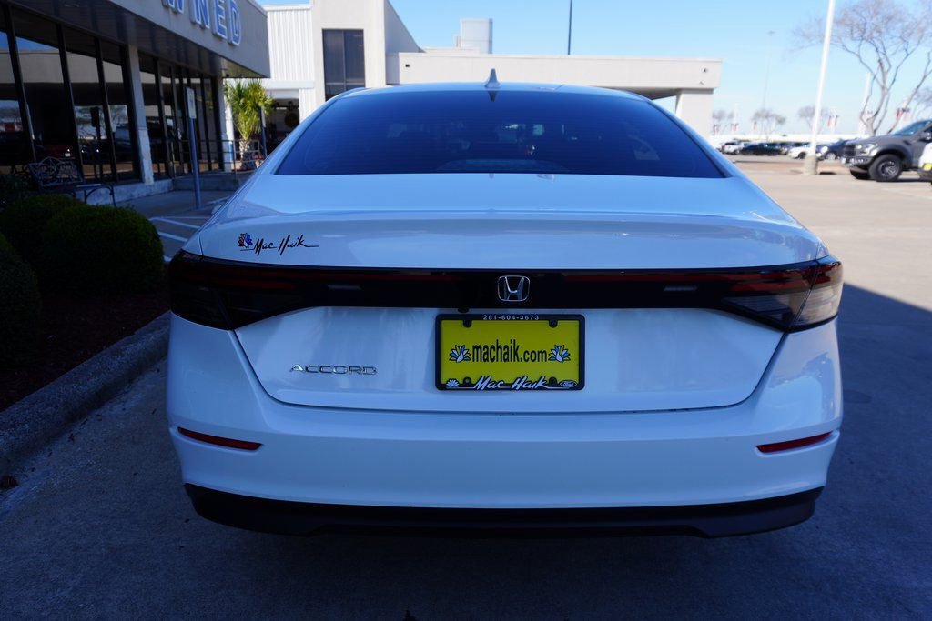 Used 2025 Honda Accord LX image 5