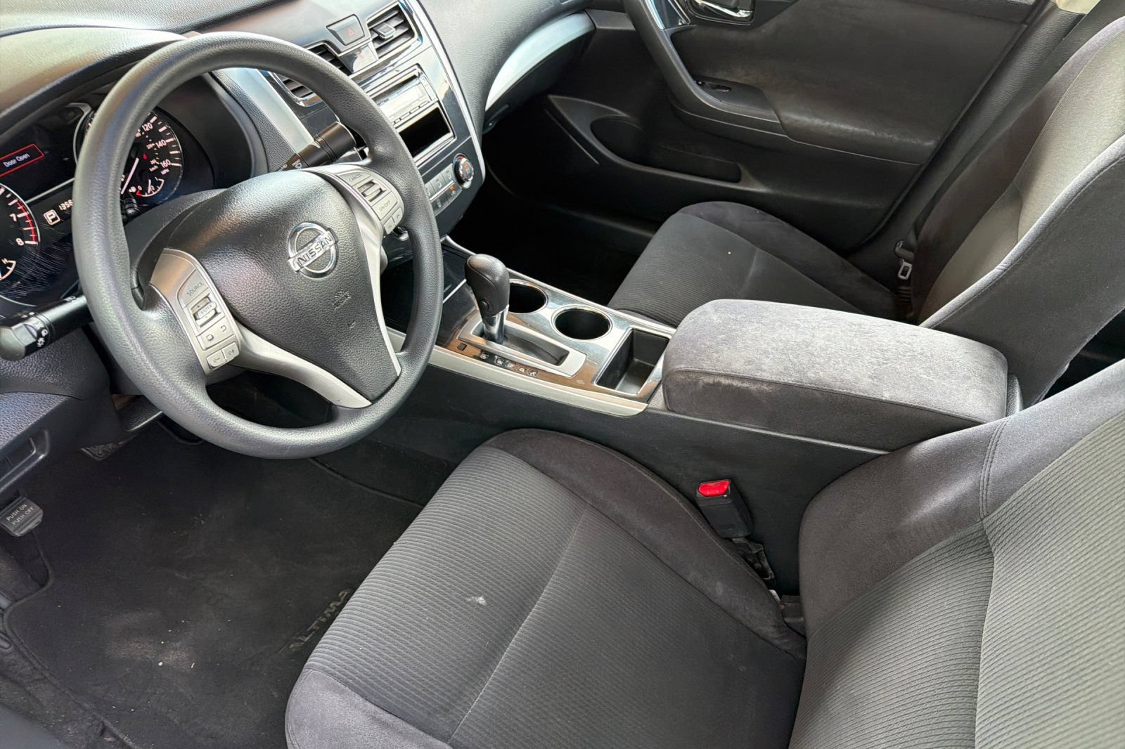 Used 2013 Nissan Altima 2.5 S FWD image 12