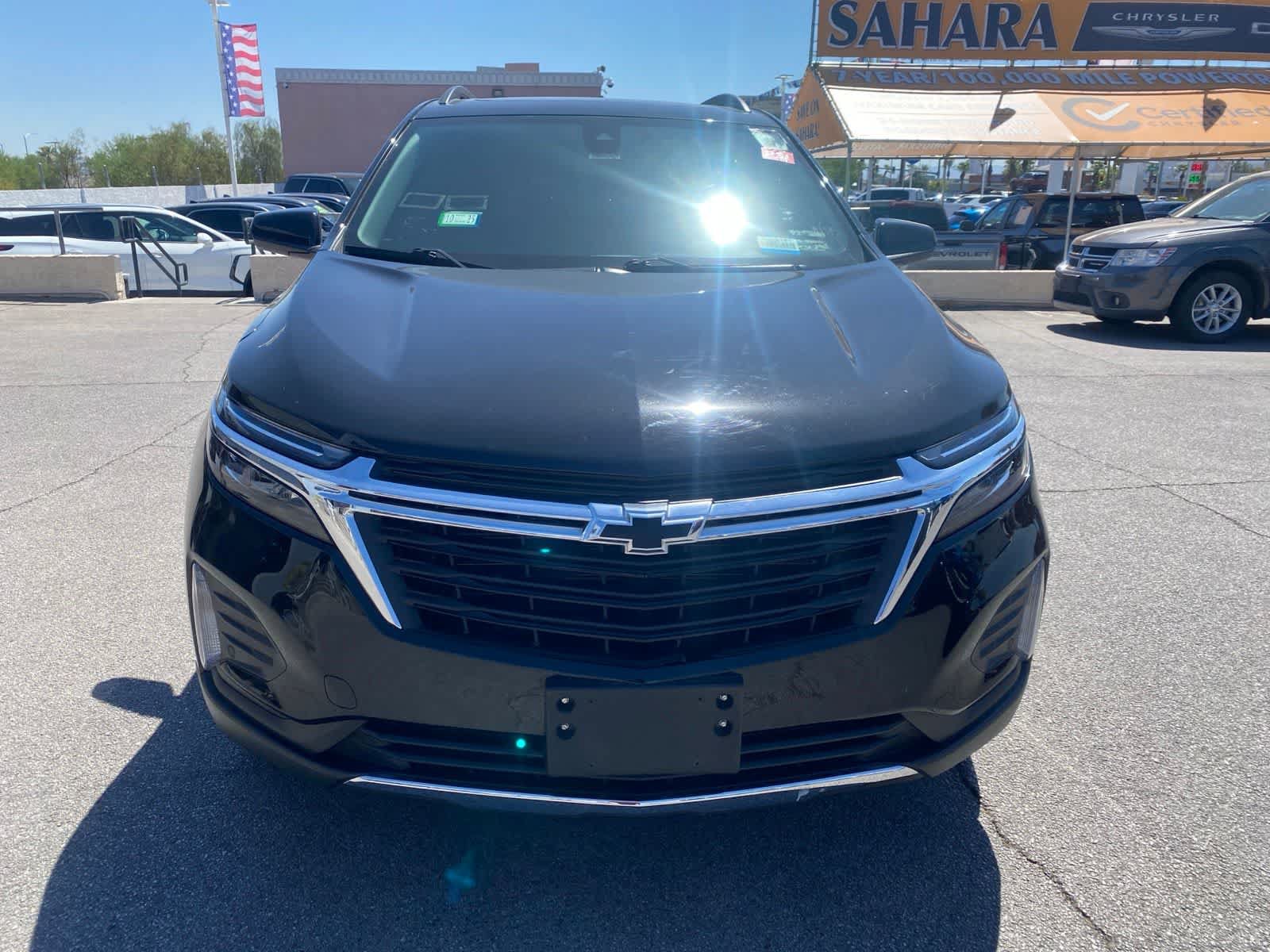 Used 2022 Chevrolet Equinox LT FWD image 2