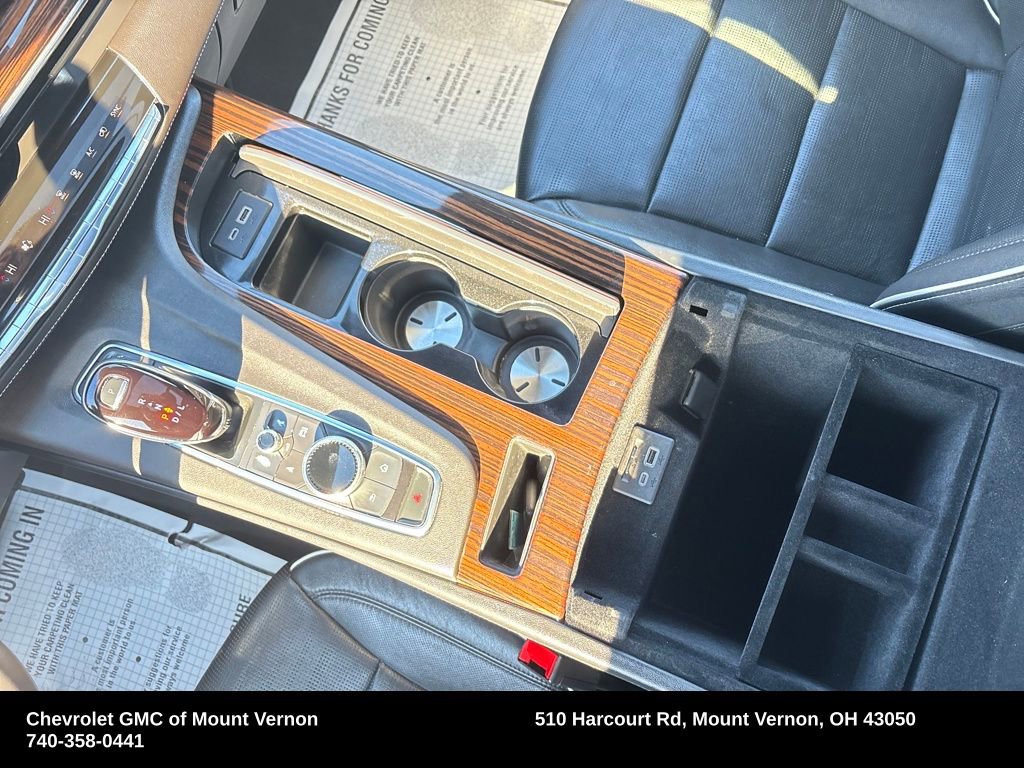 Used 2023 Cadillac Escalade Premium Luxury image 17