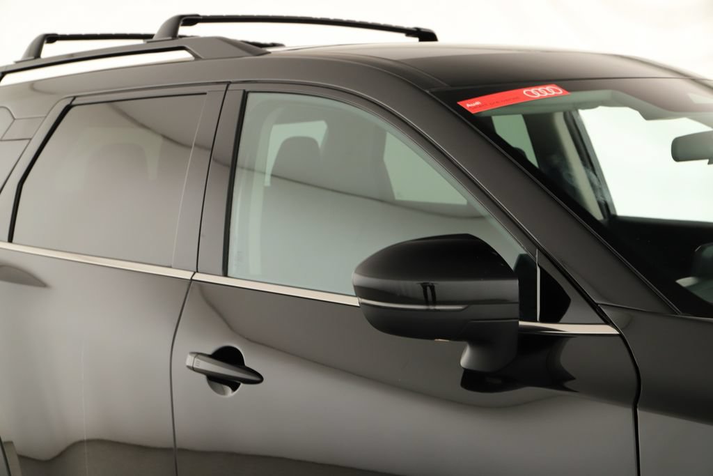 Used 2022 Nissan Pathfinder SV AWD/4WD image 37