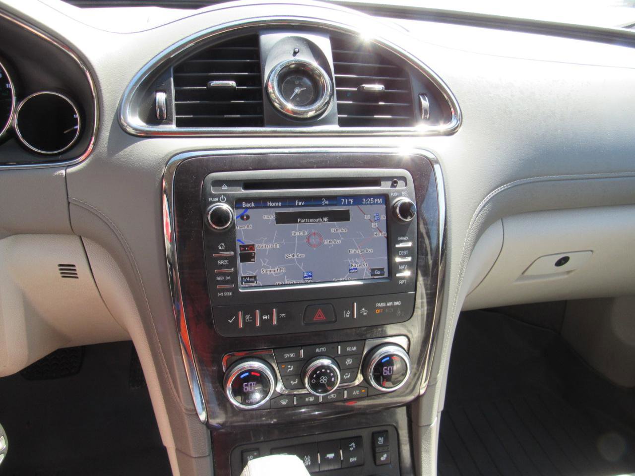 Used 2015 Buick Enclave Premium w/ Trailering Package AWD/4WD image 24