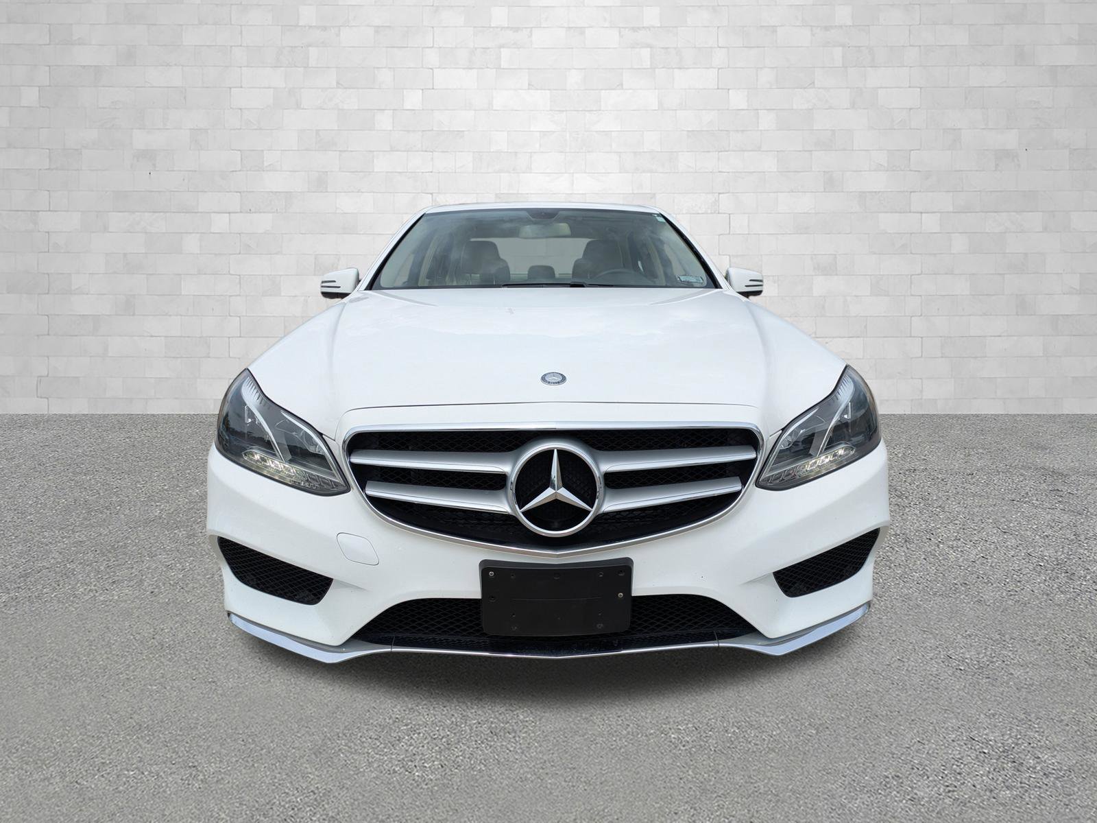 Used 2016 Mercedes-Benz E 350 4MATIC Sedan image 6