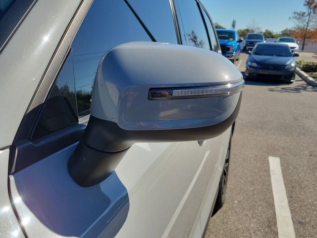 Used 2022 Kia Telluride EX w/ EX Premium Package image 11