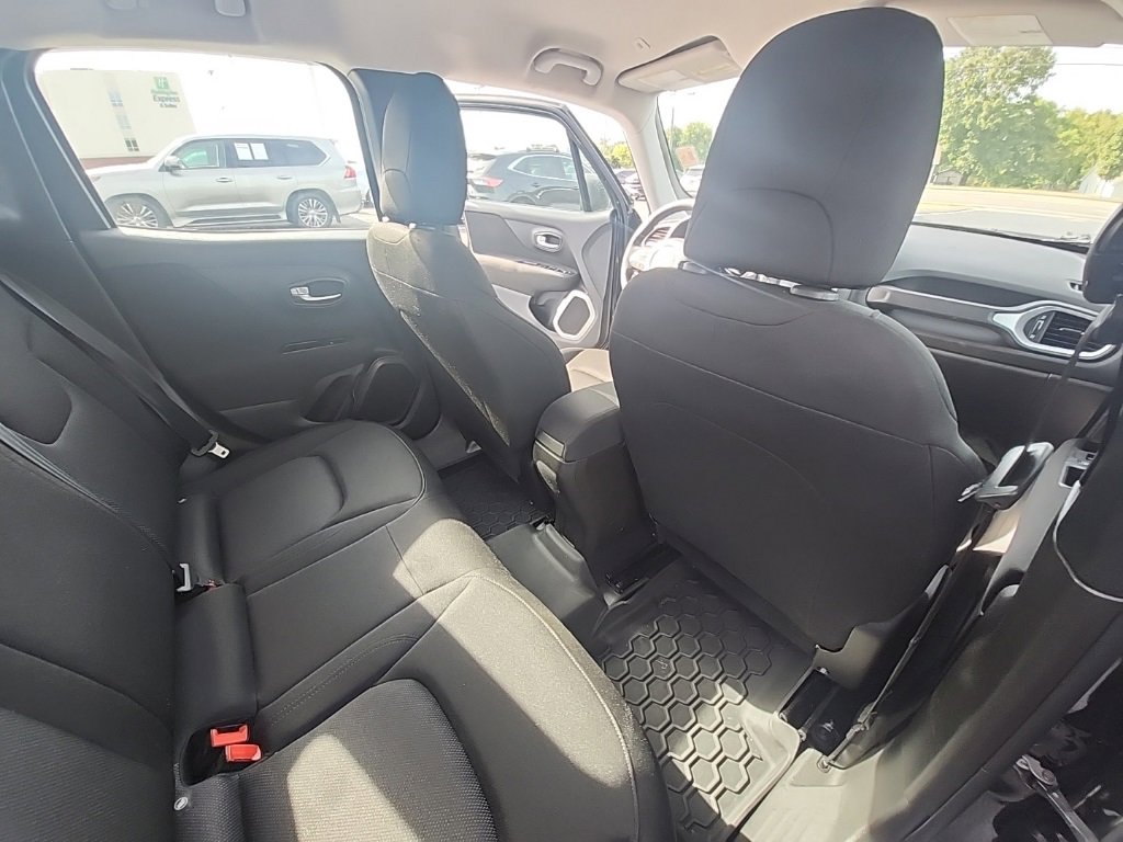 Used 2020 Jeep Renegade Sport image 19