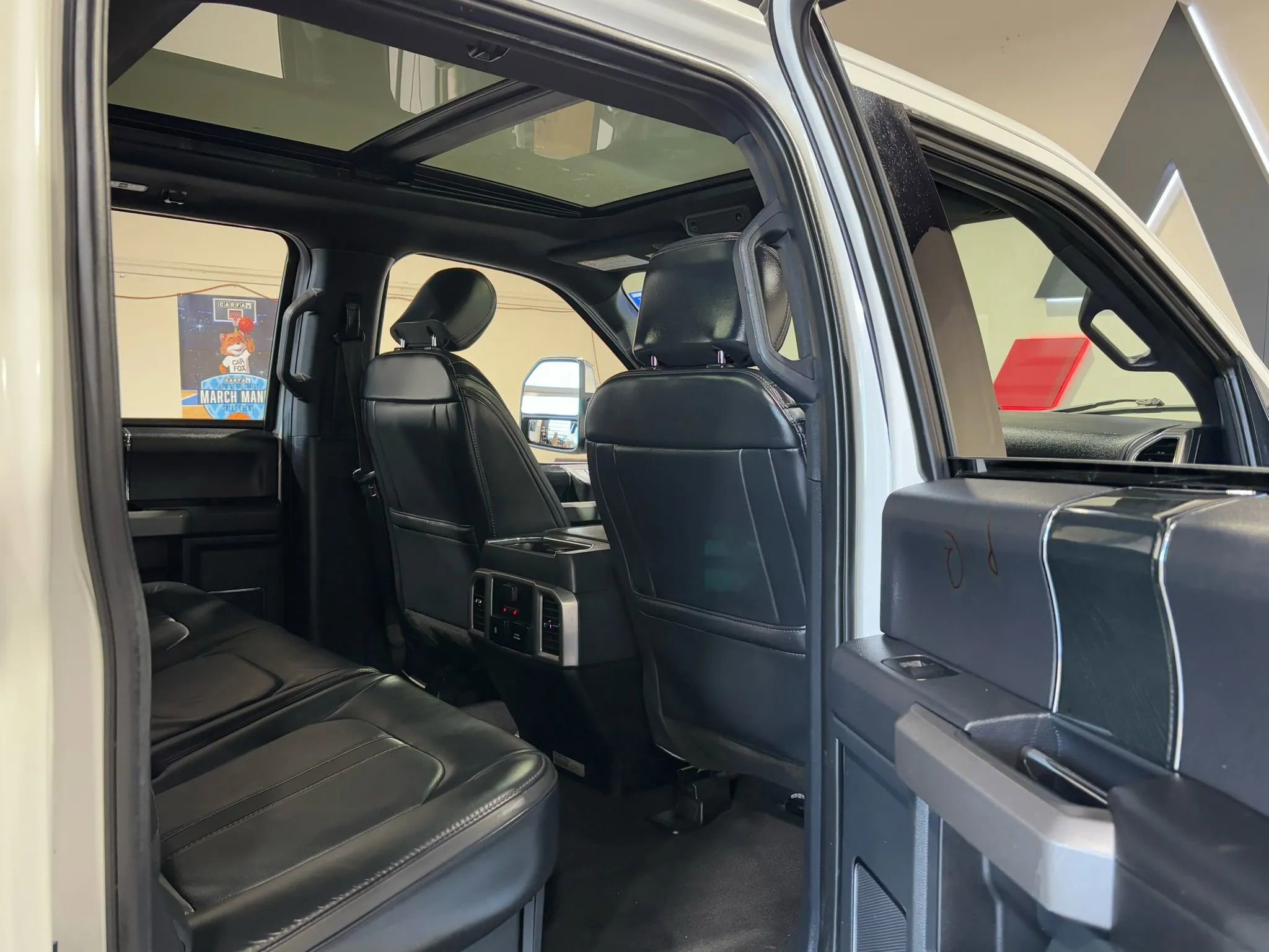 Used 2022 Ford F250 Platinum image 18