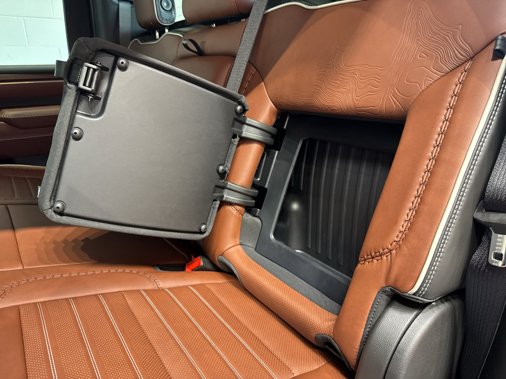 New 2026 GMC Sierra 2500 Denali Ultimate AWD/4WD image 15