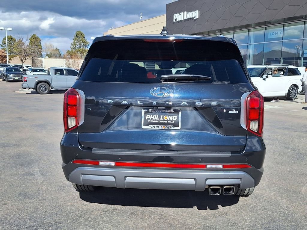 Used 2023 Hyundai Palisade SEL AWD/4WD image 4