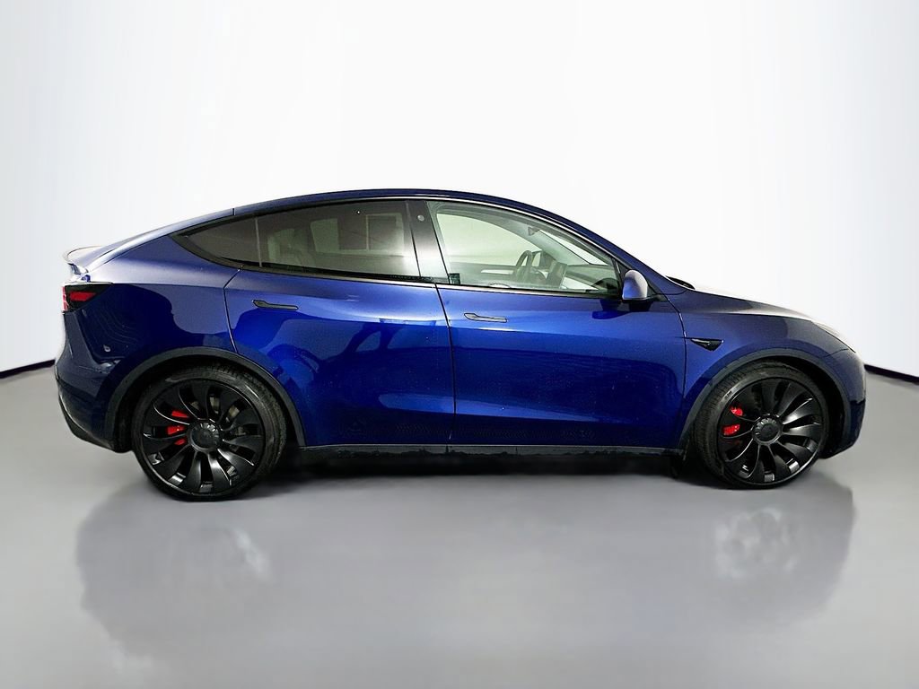 Used 2022 Tesla Model Y Performance image 8
