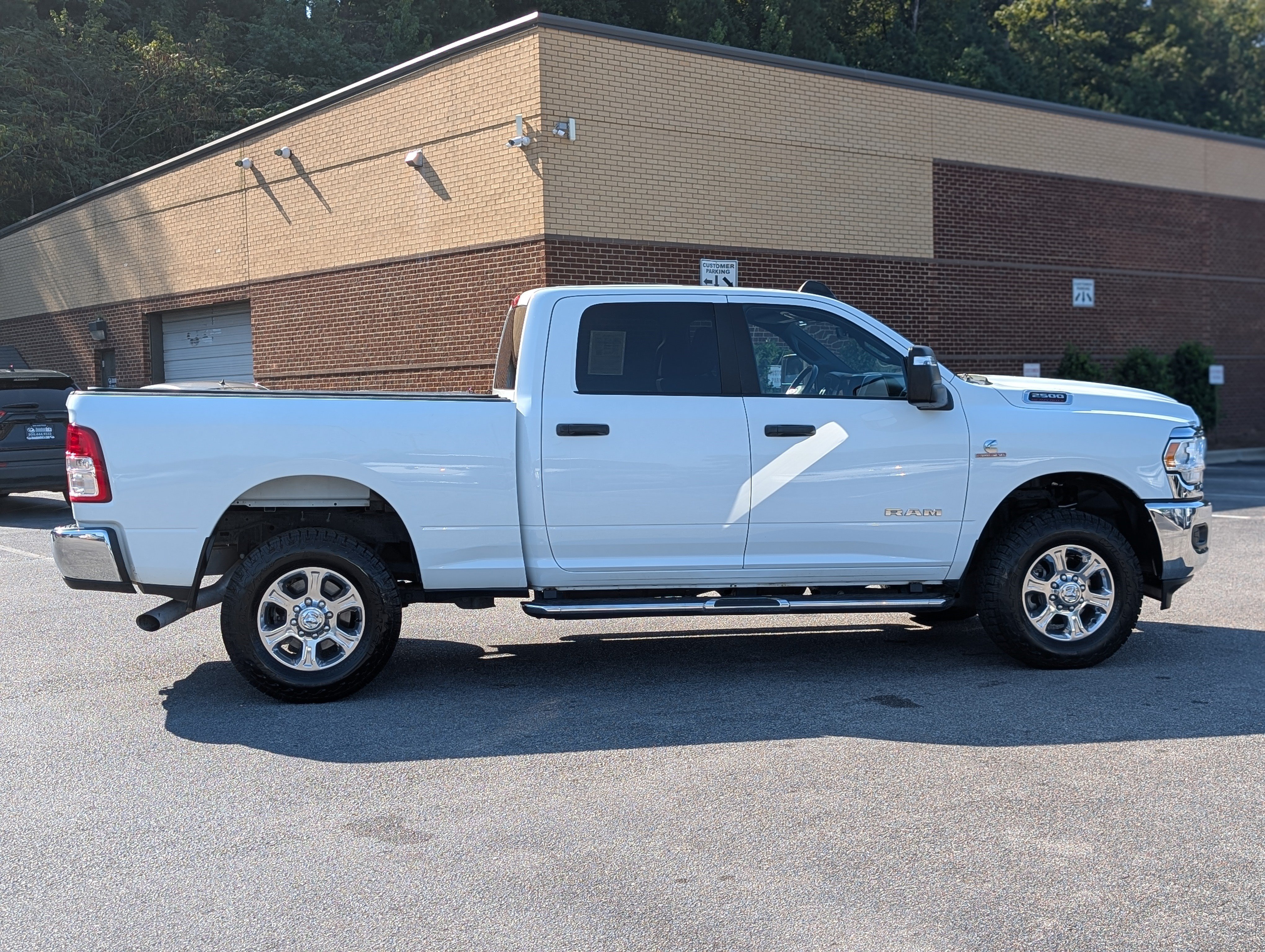 Used 2024 RAM 2500 Big Horn AWD/4WD image 10