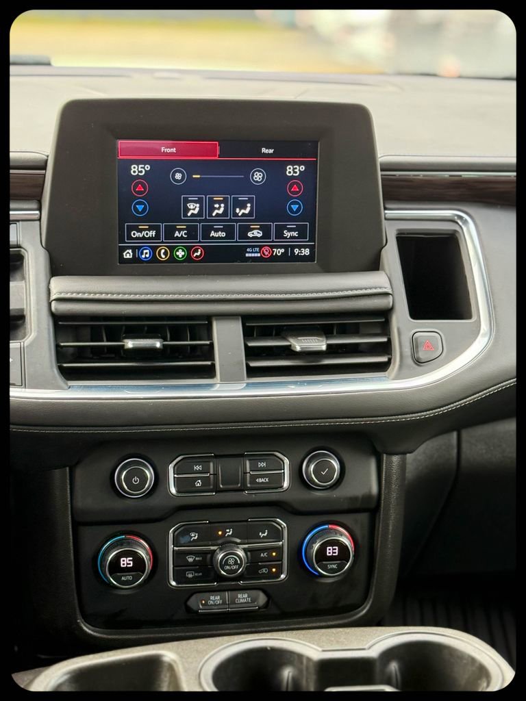 Used 2021 Chevrolet Suburban 2WD image 30