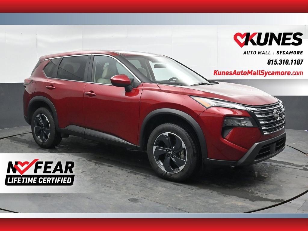 Used 2025 Nissan Rogue SV AWD/4WD image 1