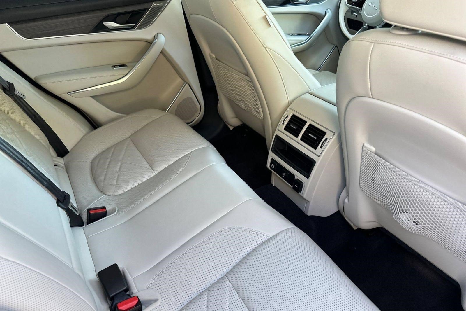 Used 2022 Jaguar F-PACE S AWD/4WD image 35