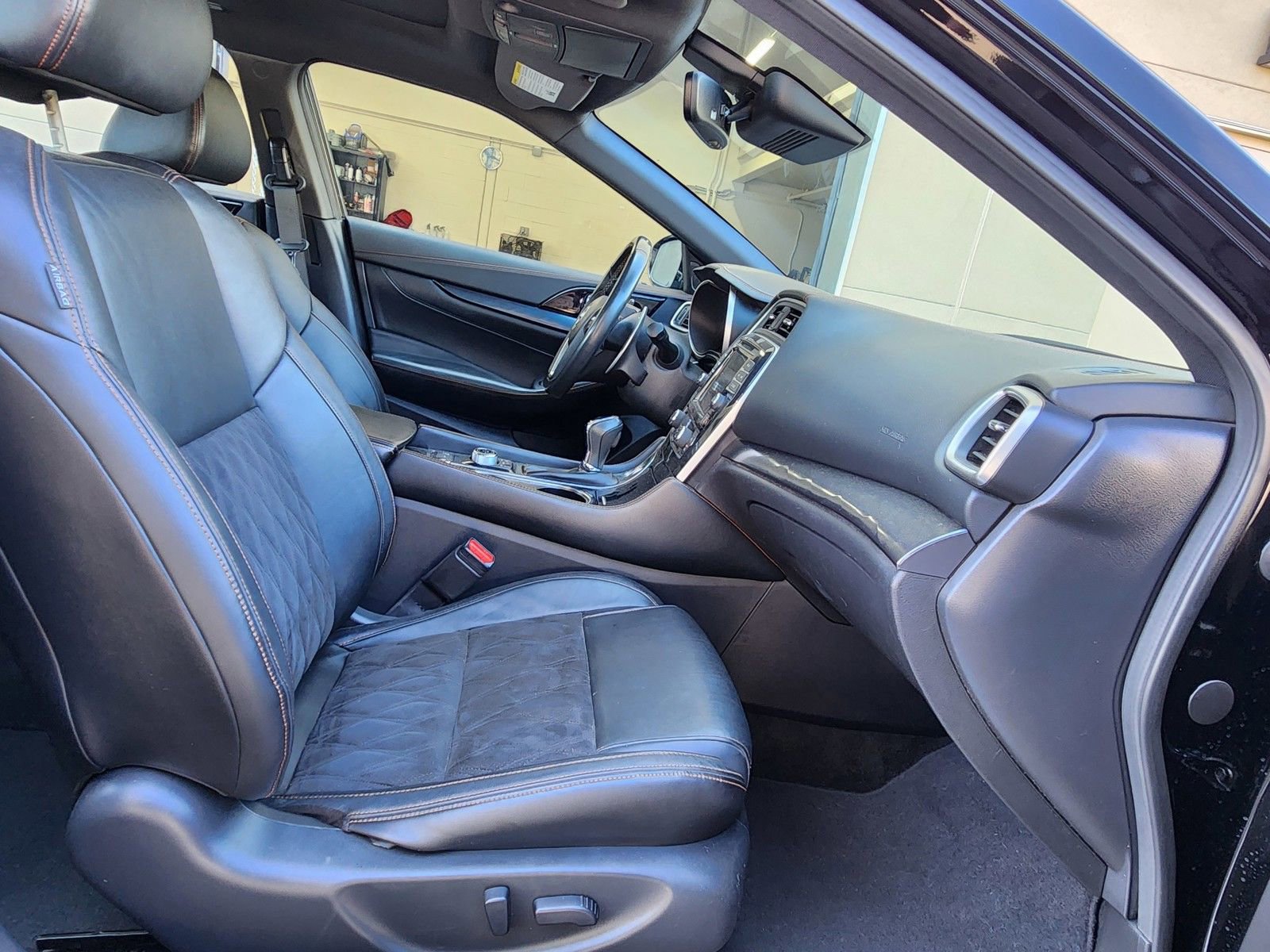 Used 2023 Nissan Maxima SR w/ Sport Mat Group image 23