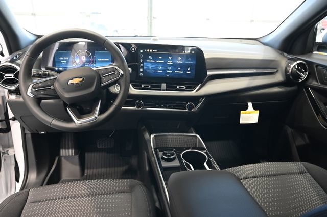 New 2026 Chevrolet Equinox LT FWD image 12