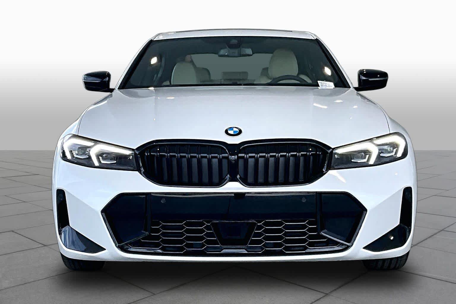 New 2026 BMW 330i Sedan w/ M Sport Package RWD image 3