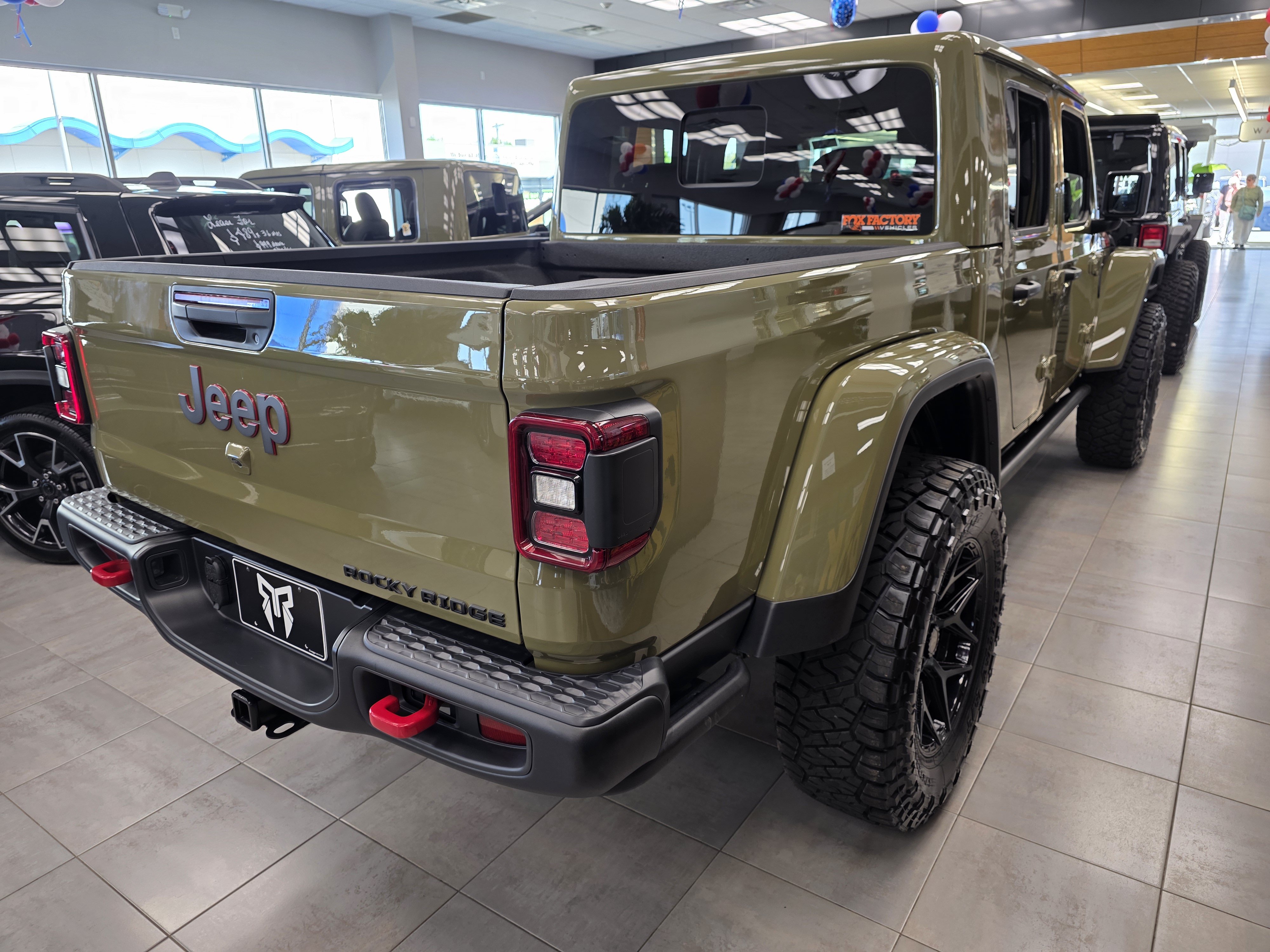 New 2026 Jeep Gladiator Rubicon w/ Technology Group AWD/4WD image 4