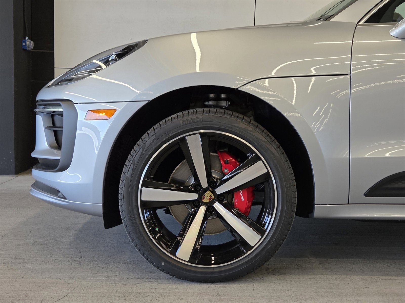 New 2026 Porsche Macan S image 9