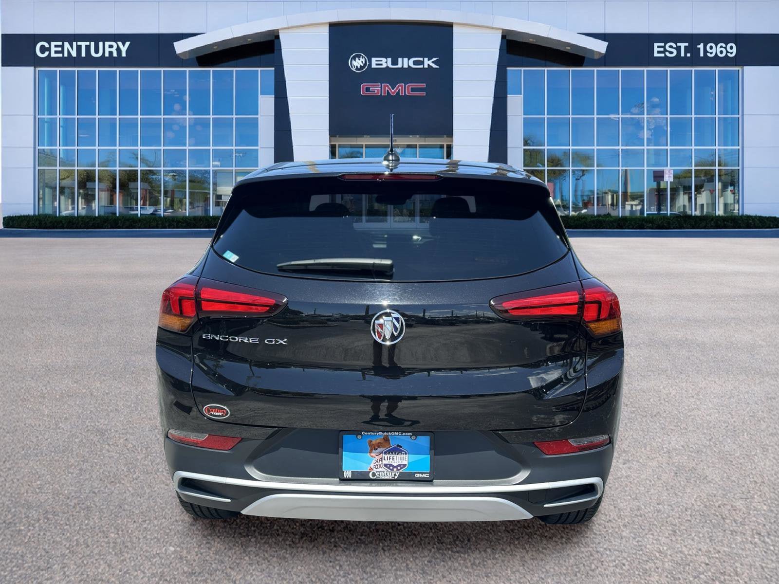 Used 2023 Buick Encore GX Preferred w/ Cold Weather Comfort Package FWD image 5