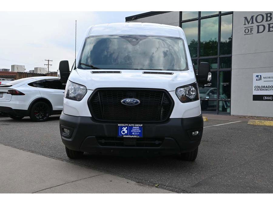Used 2023 Ford Transit 150 Medium Roof AWD image 4