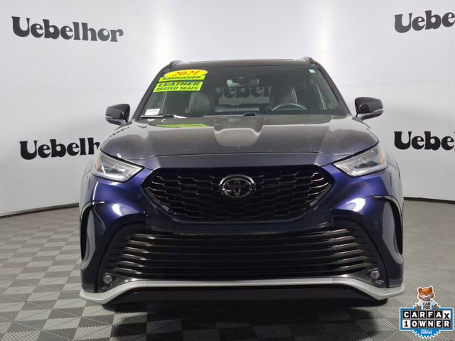 Used 2022 Toyota Highlander XSE image 2