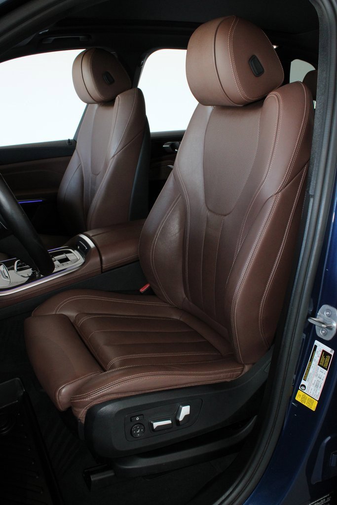 Used 2021 BMW X5 sDrive40i w/ Convenience Package image 3