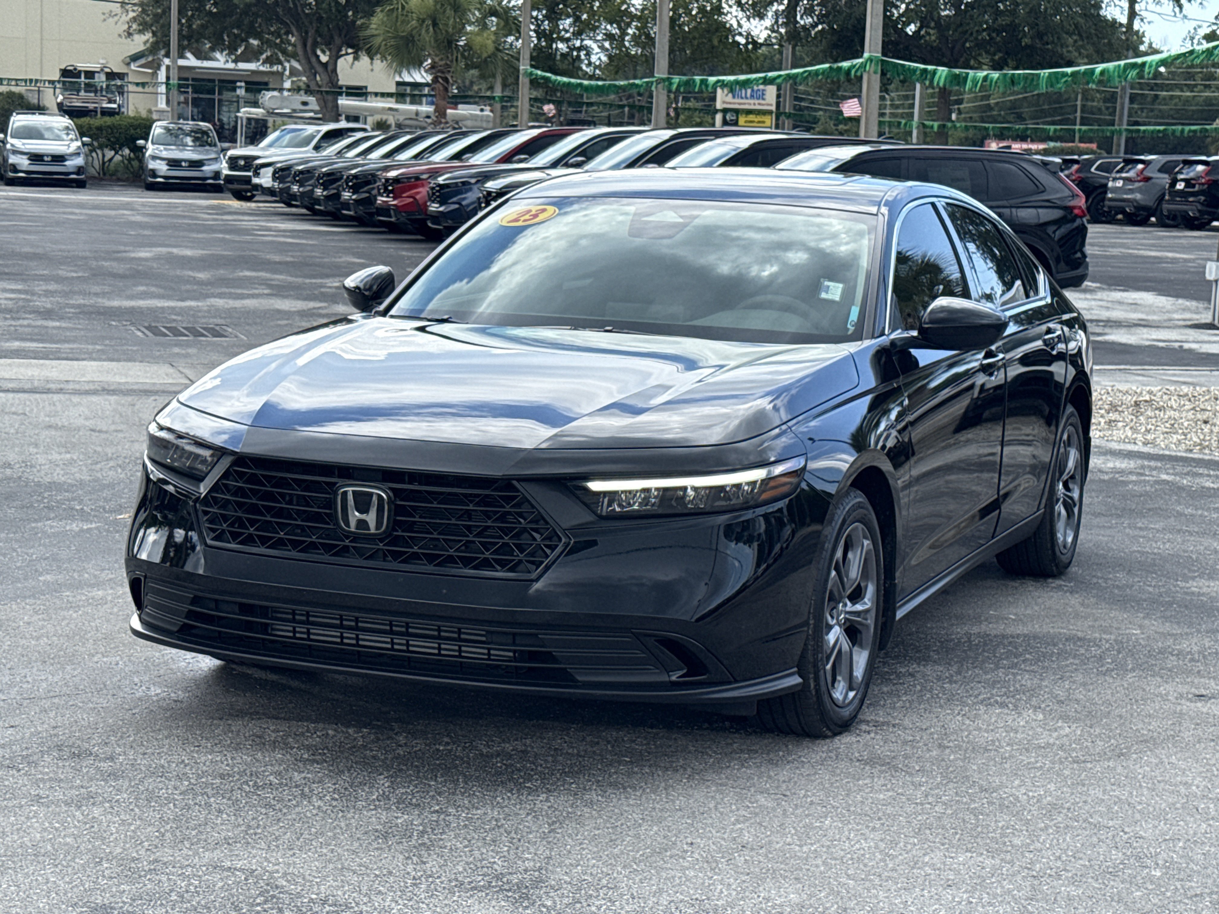 Certified 2023 Honda Accord EX image 13